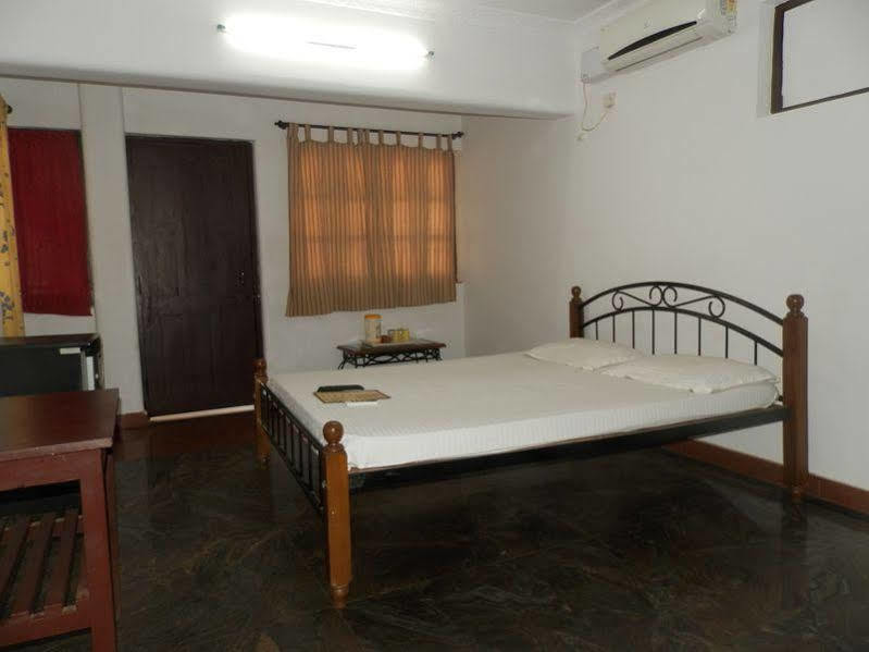 Hotel Germany Calangute Exterior photo
